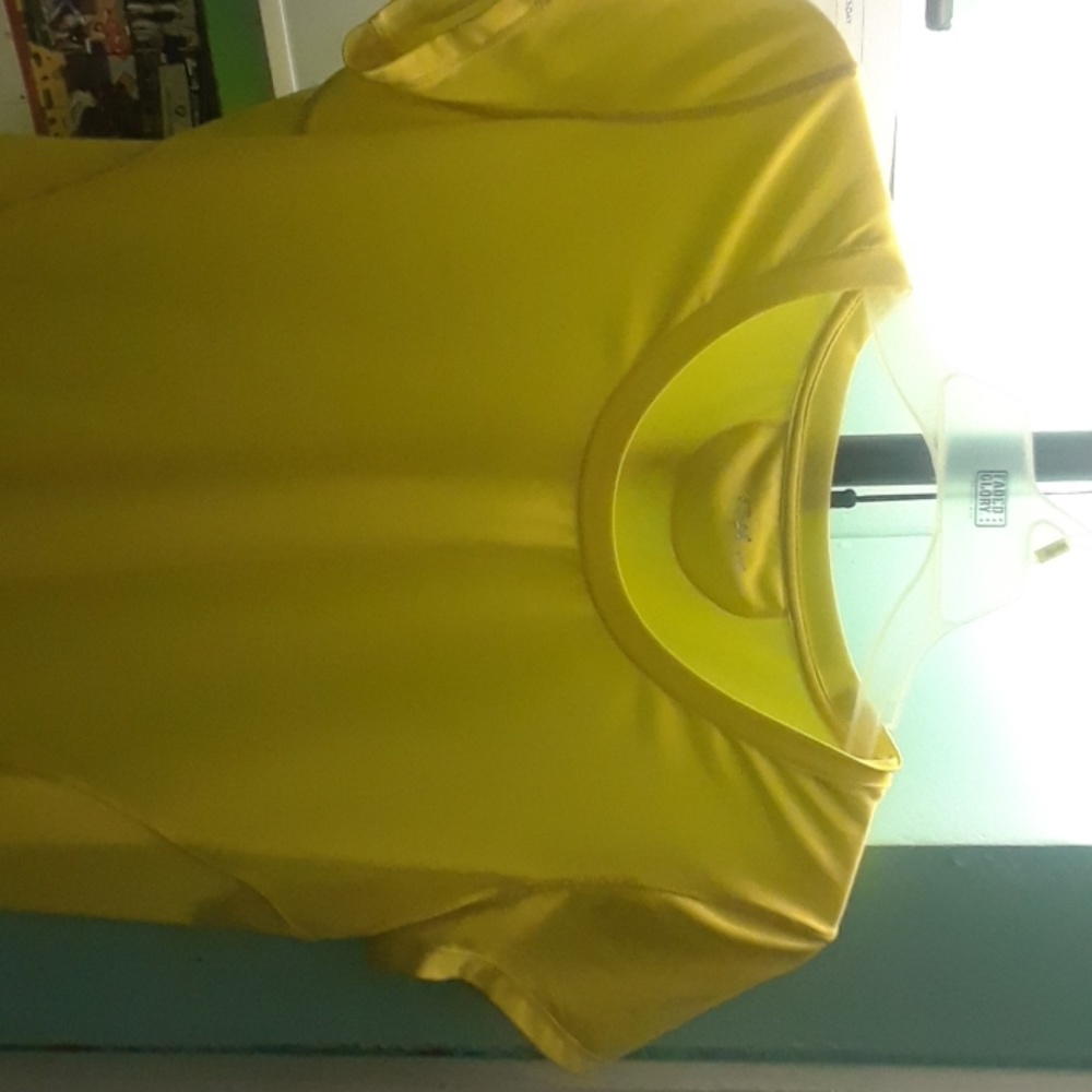 T- shirt